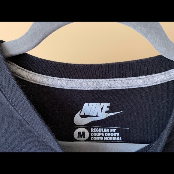 Nike Black Short Sleeve - Picture 4 of 4